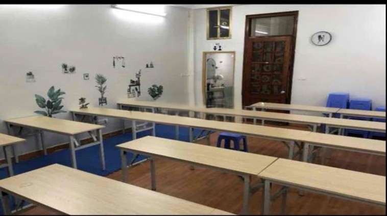 Cho thuê nhà làm VP, ở nhóm, GĐ Nghĩa Đô , Cầu Giấy, Diện tích 40m x 4 tầng 3 ngủ, 14 Triệu  - ngõ ô tô